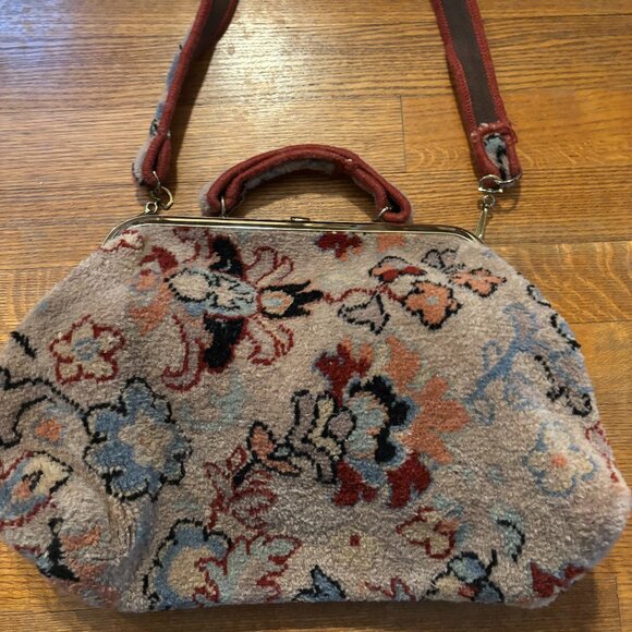 Authentic English Carpet Bag - Picture 5 of 8